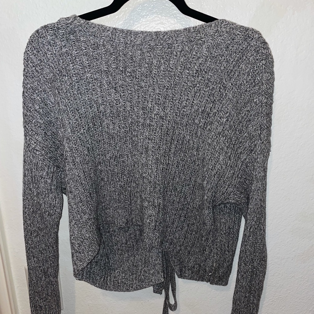 Hollister Lace Up Back Cropped Gray Sweater